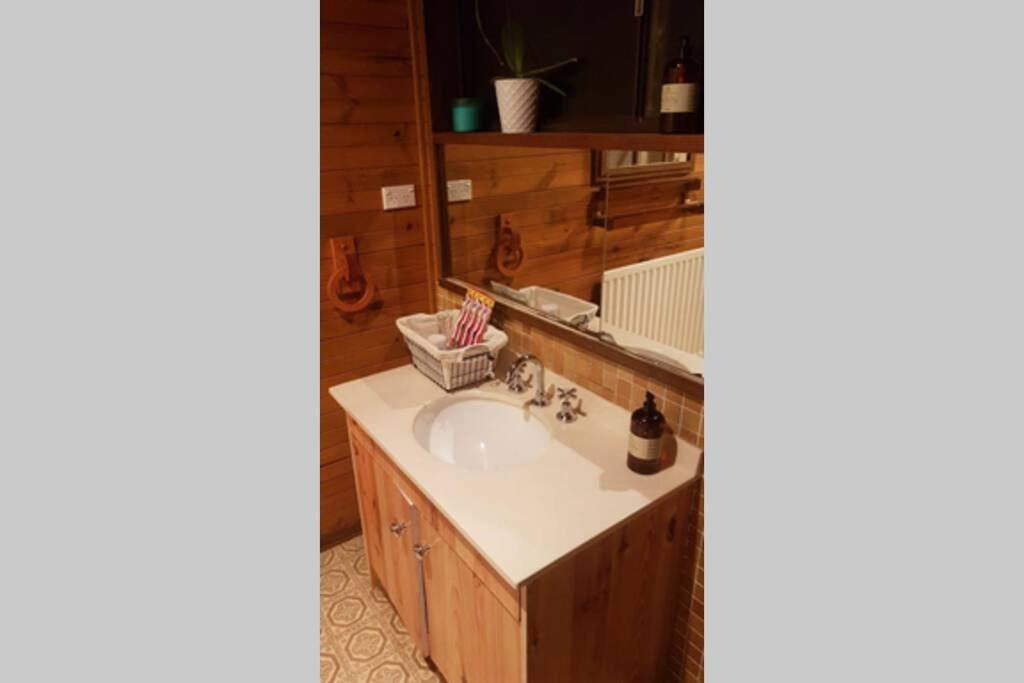Jindi Hills Retreat Villa Jindivick Екстериор снимка